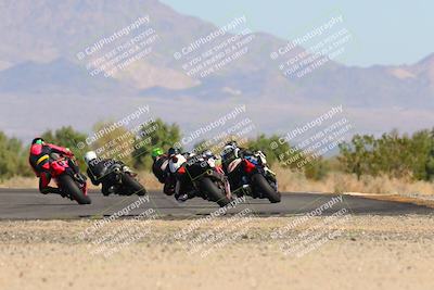 media/Oct-30-2022-CVMA (Sun) [[fb421c3cec]]/Race 10 Supersport Middleweight Shootout/